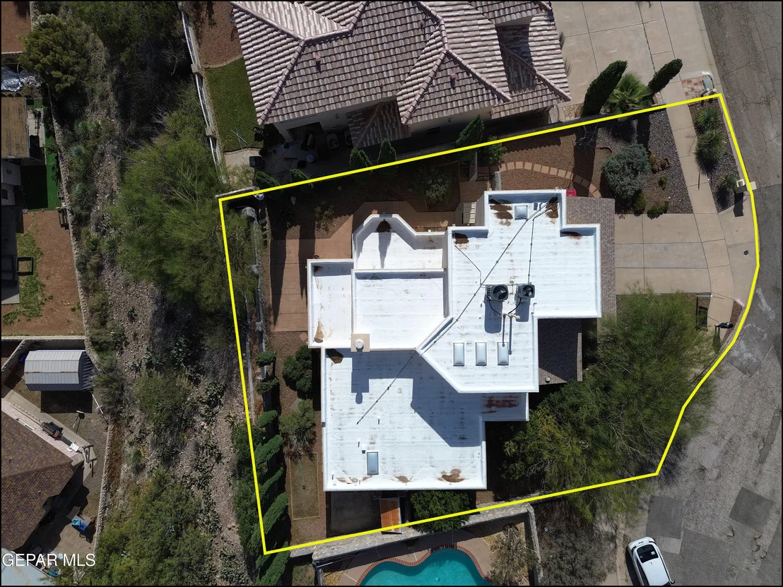 Photo of 7516 BIG BEND Drive