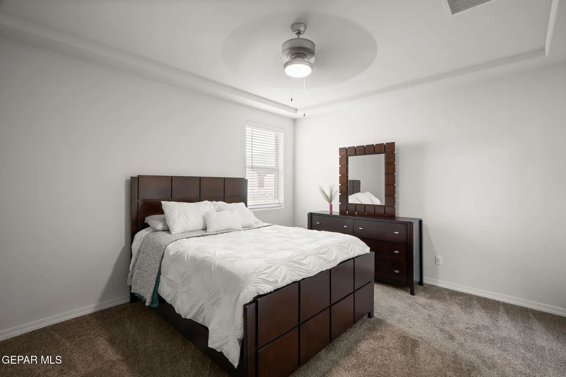 Photo of 5464 Stonehill Drive