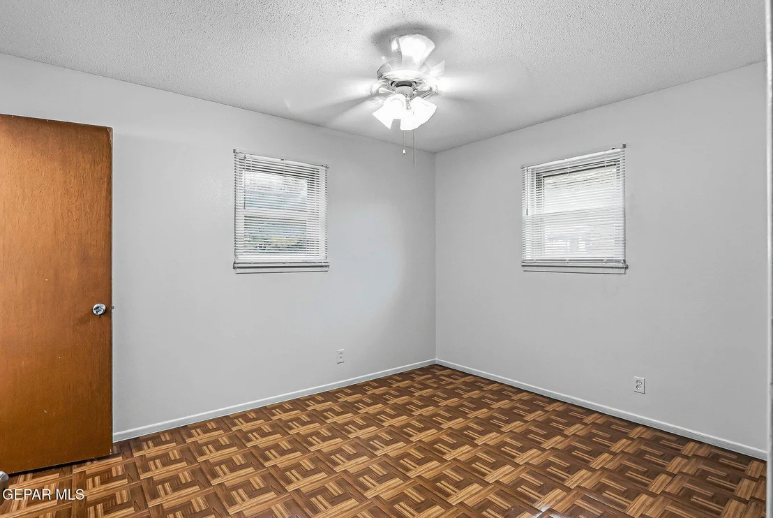 Photo of 10544 BRISBANE Way