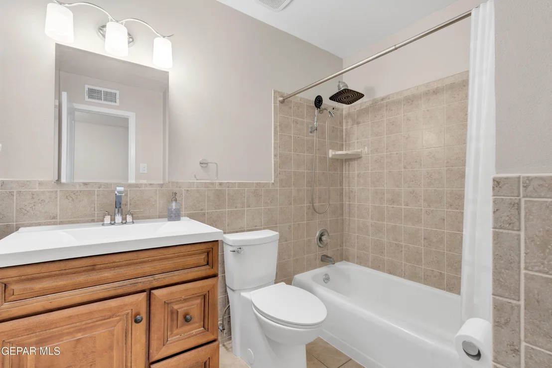 Photo of 321 CRESTMONT Drive