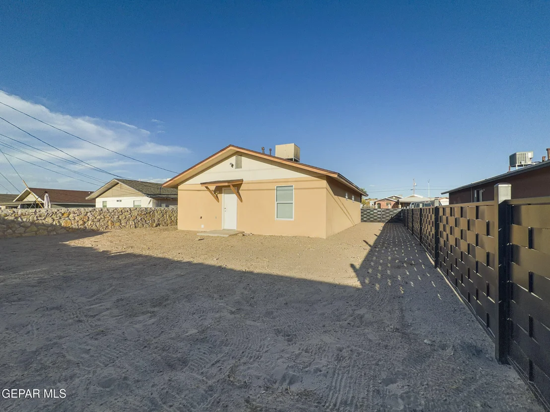 Photo of 441 REILLY Lane