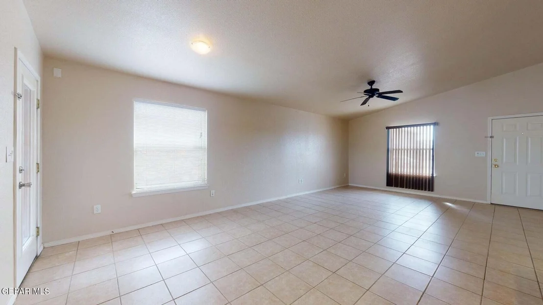 Photo of 10445 SILVERCLOUD Drive