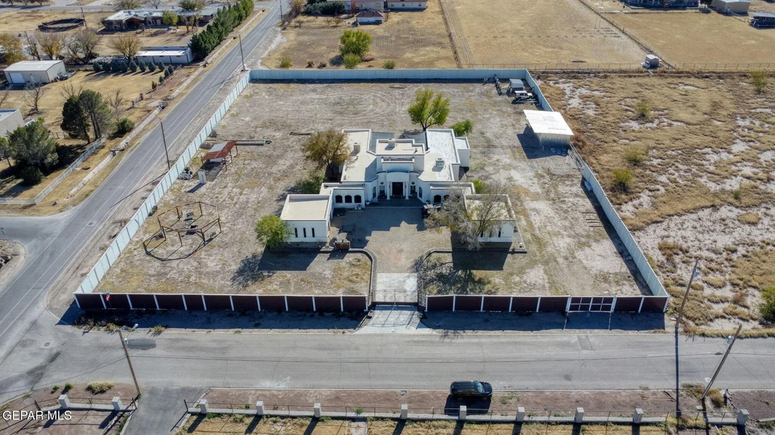 Photo of 800 SMOKEY RIDGE Court