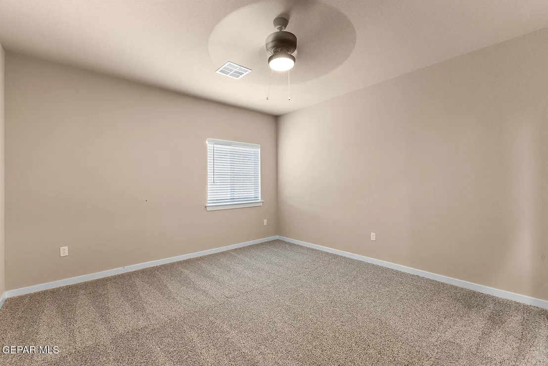 Photo of 929 Nayland Place