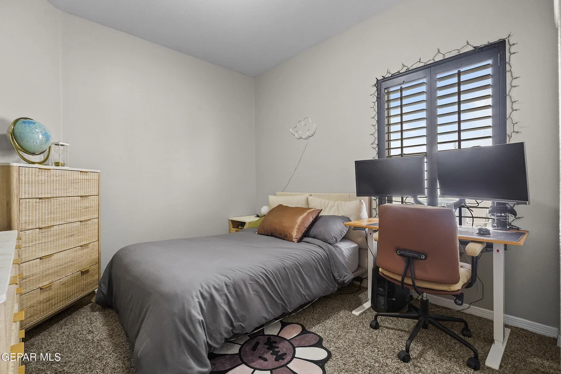 Photo of 7257 LONG MEADOW Drive