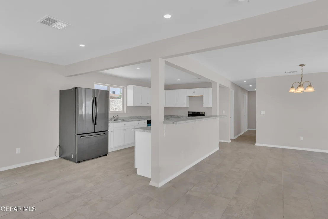 Photo of 6001 FANDANGO Place