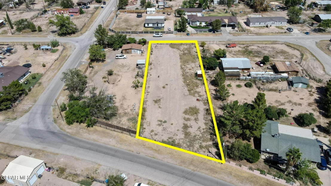 Photo of 410 Valle Rojo Drive