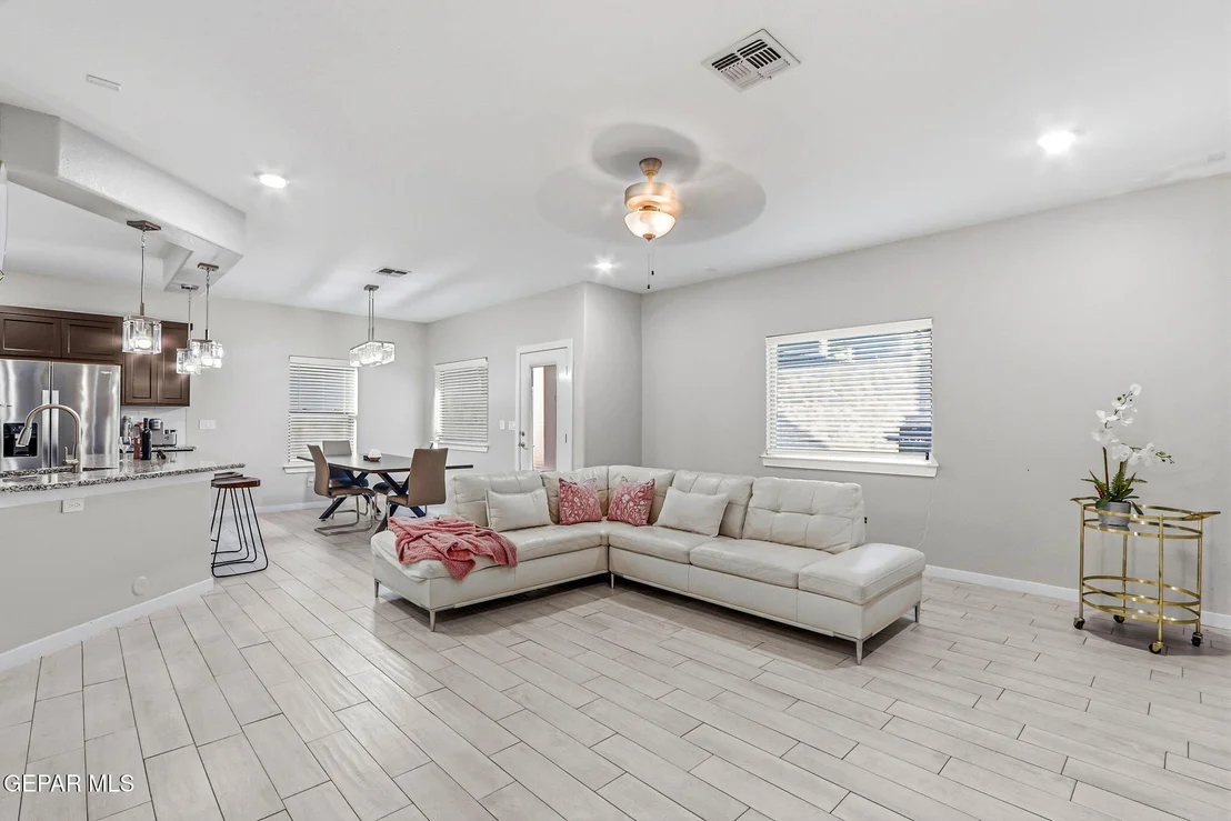 Photo of 236 EPSOM Drive