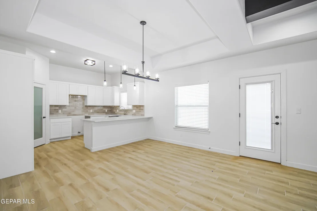 Photo of 6076 Dalhart Drive