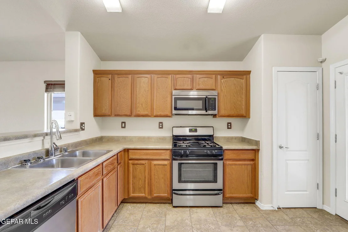 Photo of 7112 COPPER CANYON Drive