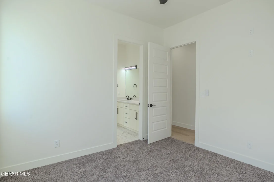 Photo of 5660 RIO BONITO Circle
