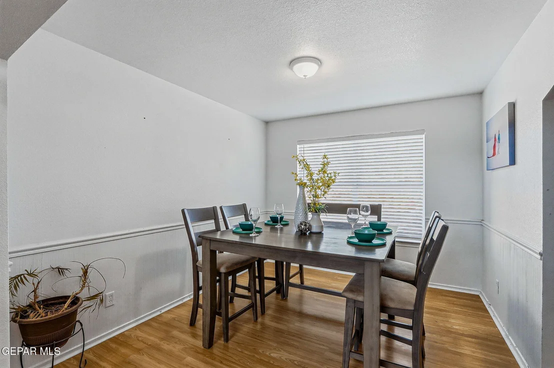 Photo of 680 Sequeiros Court