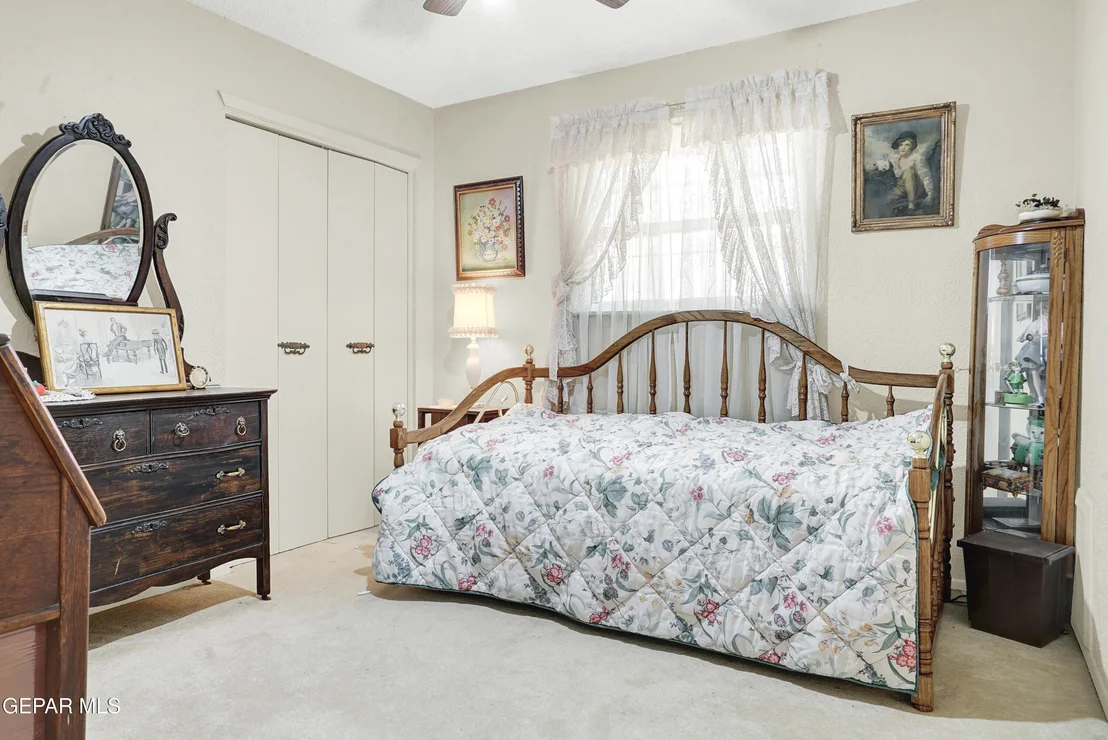Photo of 228 MOONGLOW Drive