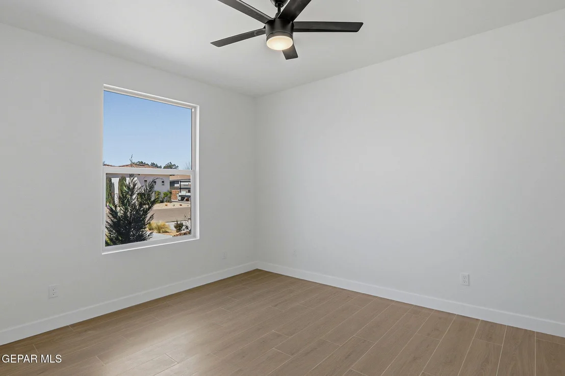 Photo of 5440 Dougallan Lane