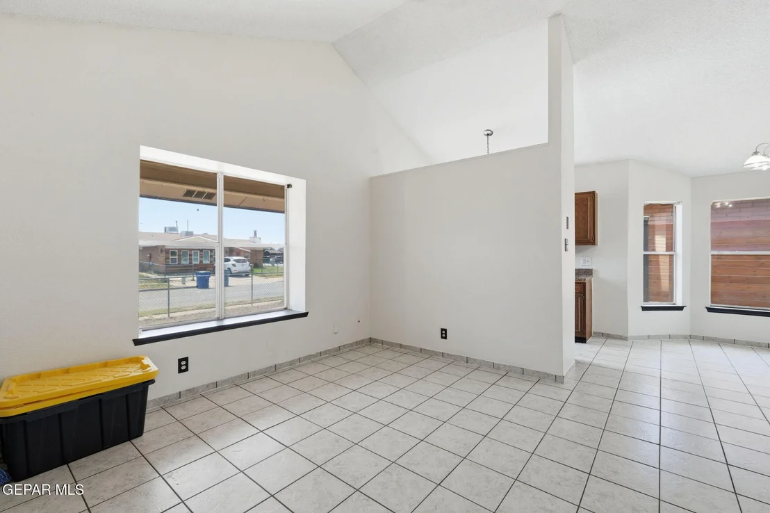 Photo of 10905 DIZZY DEAN Place