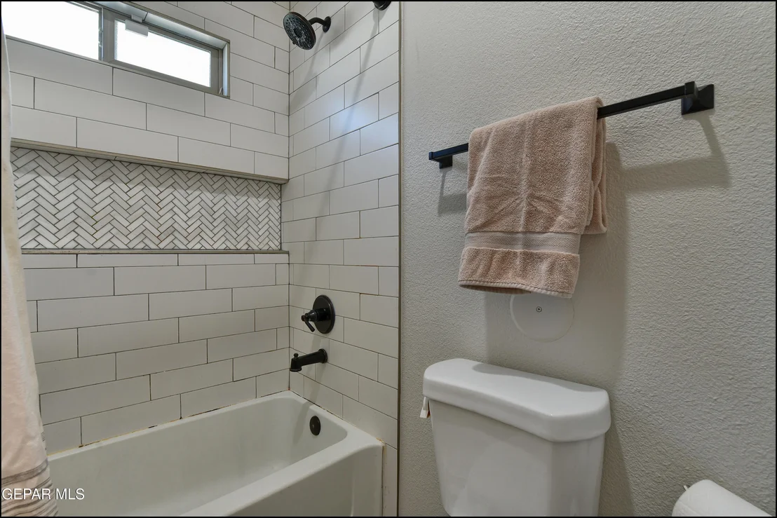 Photo of 7427 Sidewinder Bend Drive