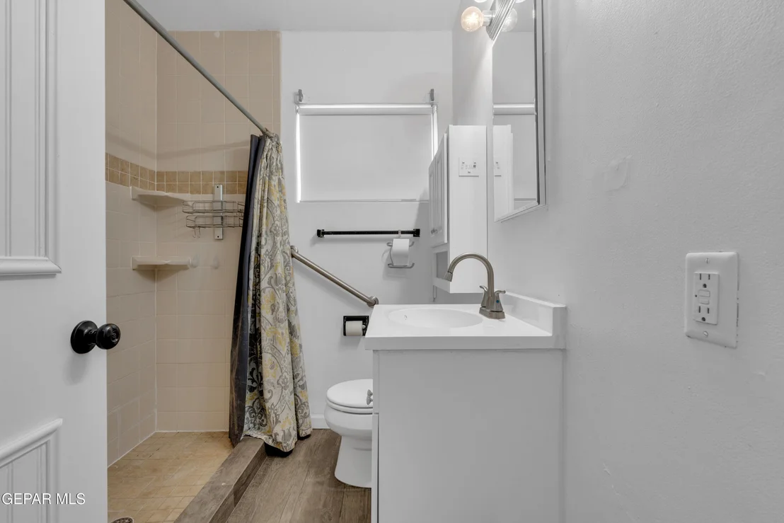 Photo of 3501 Polk Avenue