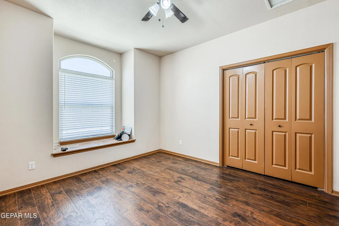 Photo of 12152 CHAPEL HILL Road