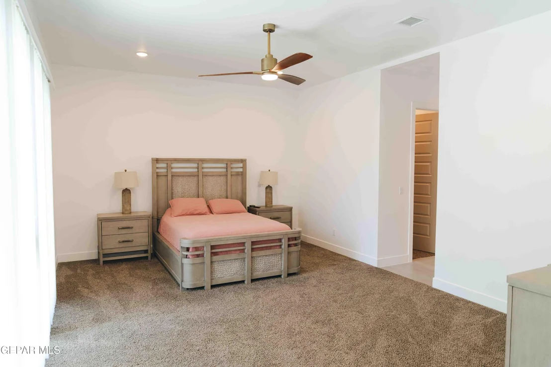 Photo of 653 BIR Circle