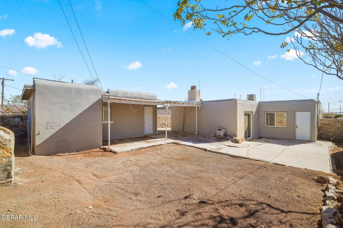 Photo of 3125 Mobile Avenue