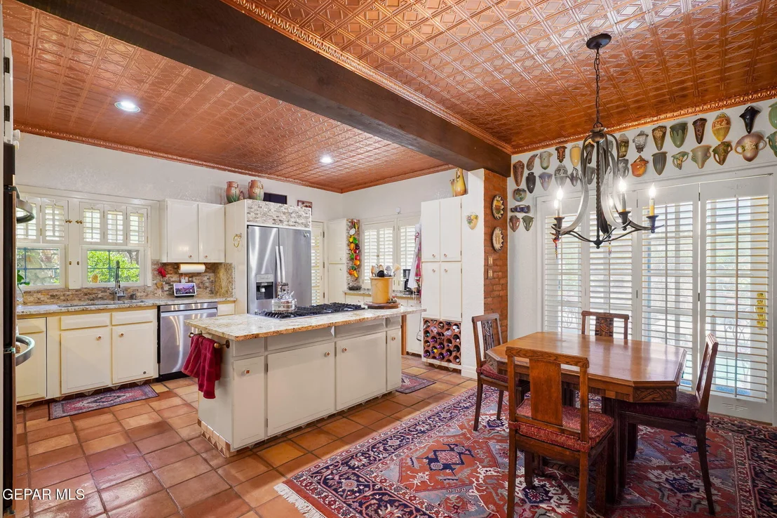 Photo of 3009 SILVER Avenue