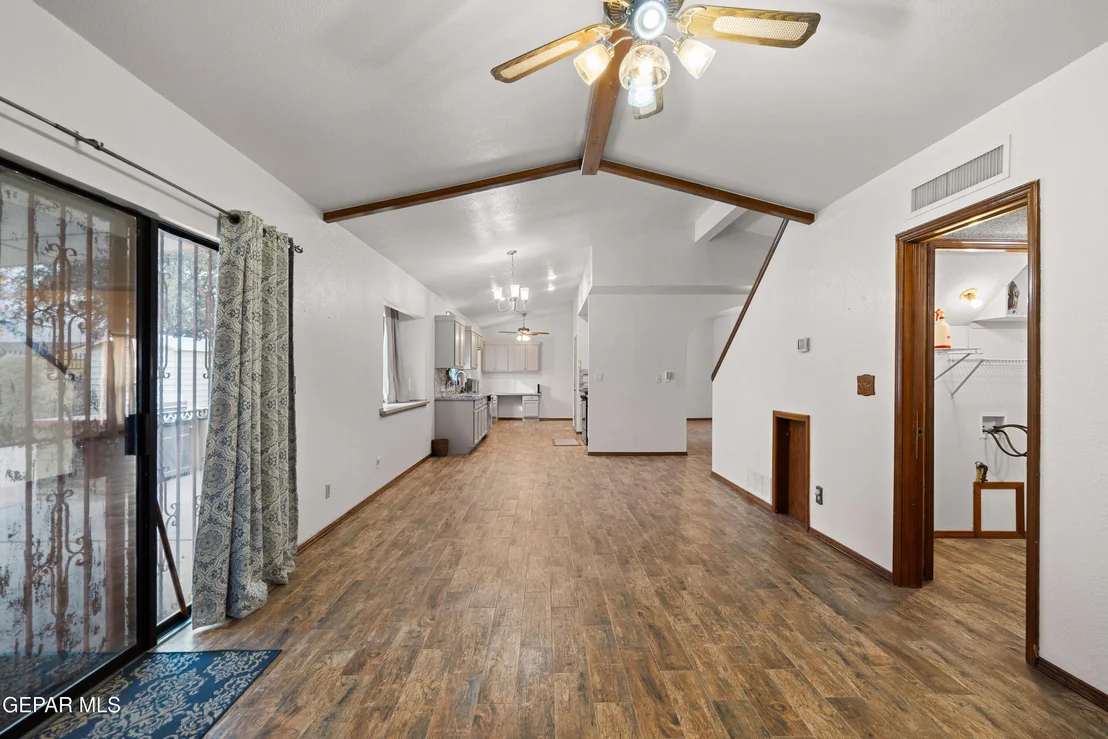 Photo of 1687 DANIELS Lane