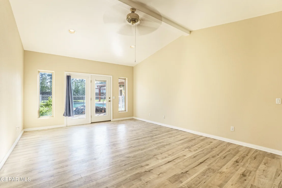 Photo of 1207 FIGHTING BUCK Avenue