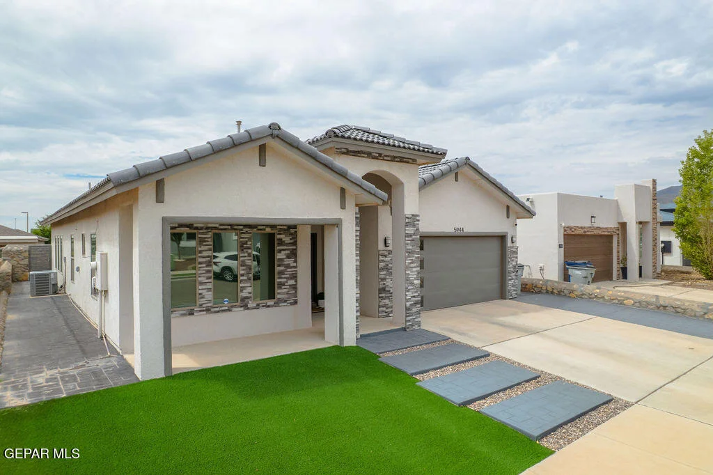 Photo of 5944 HIDDEN ARBOR Drive