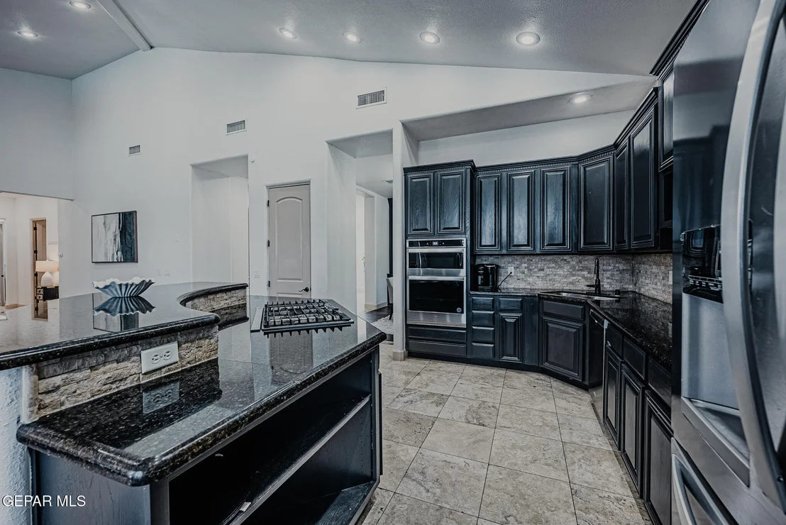 Photo of 6236 FRANKLIN HAWK Avenue