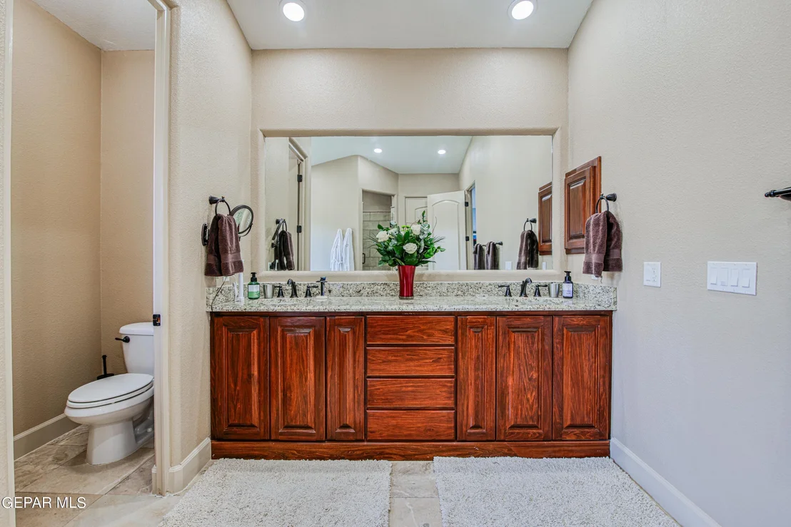 Photo of 6292 FRANKLIN DOVE Avenue