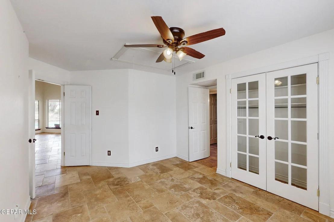 Photo of 633 WILD WILLOW Drive