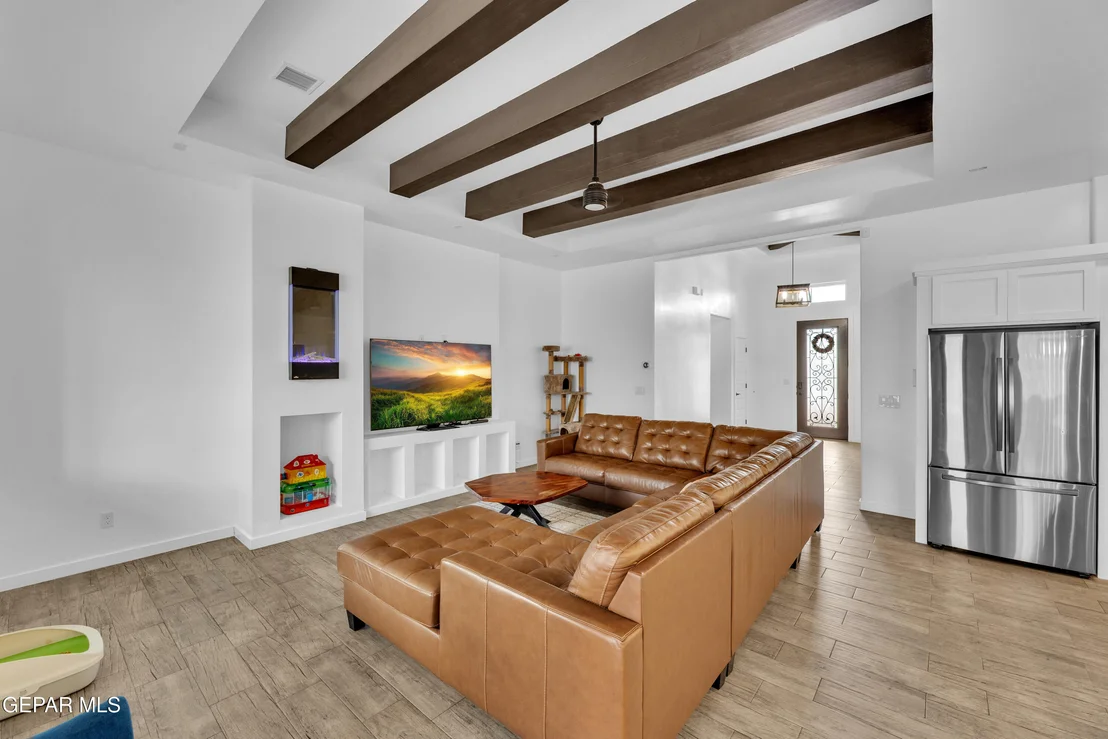 Photo of 7423 SIDEWINDER BEND Drive