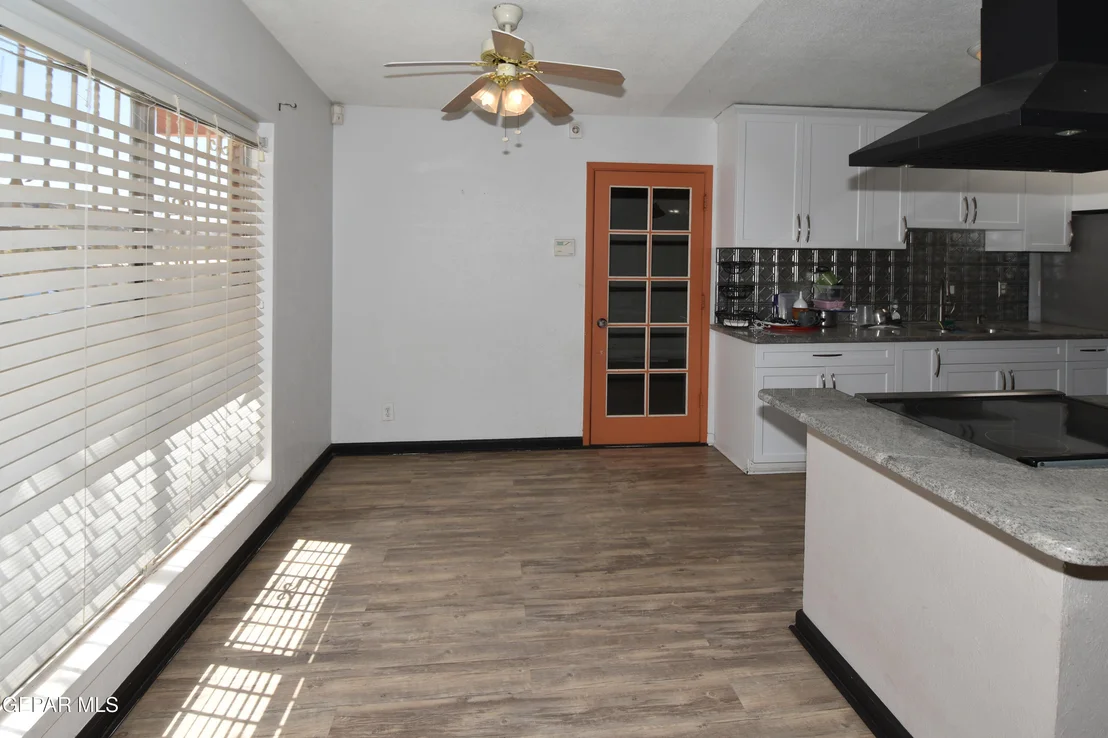 Photo of 5372 CIRCUS Lane