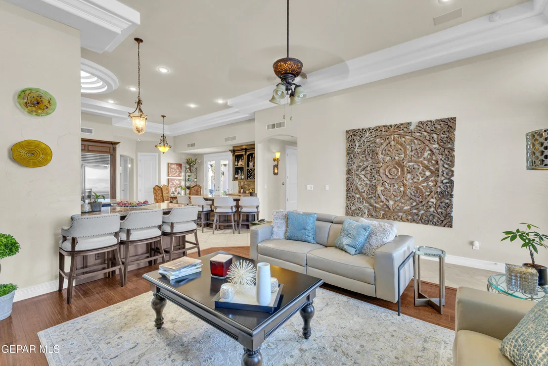 Photo of 1237 CALLE LAGO
