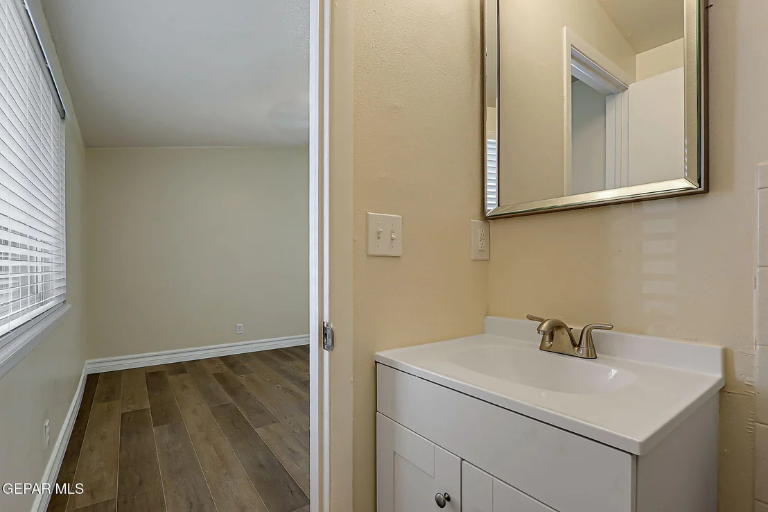 Photo of 10401 Springwood Drive