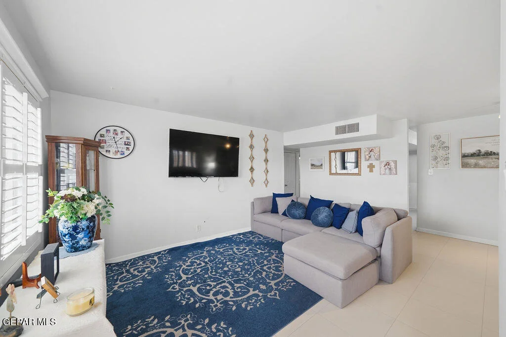 Photo of 8915 CROSSON Circle