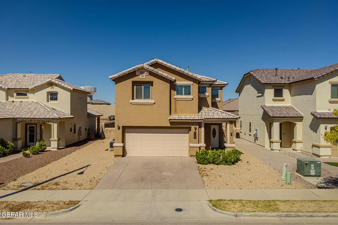 Photo of 795 PIXTON Road