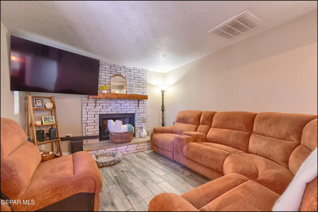 Photo of 5221 CAPISTRANO Drive