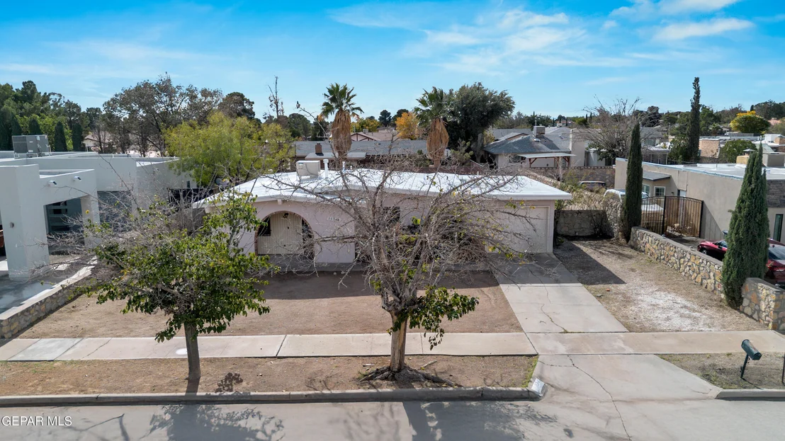 Photo of 15340 MINERAL Court