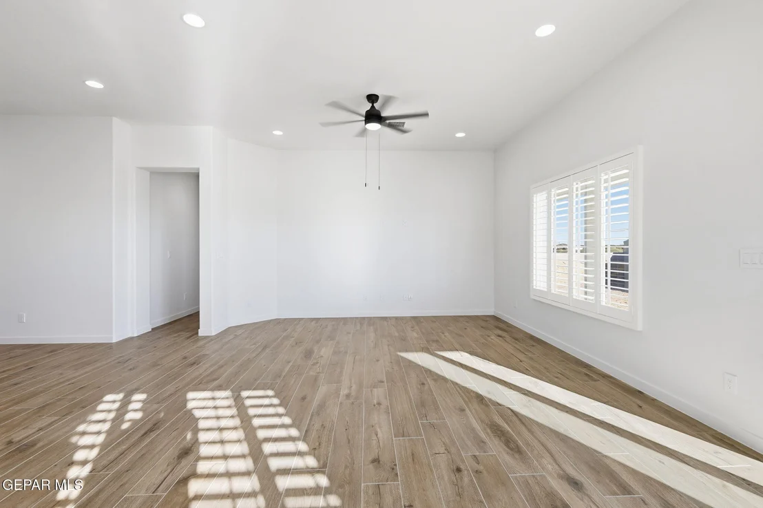 Photo of 15076 Conviction Avenue