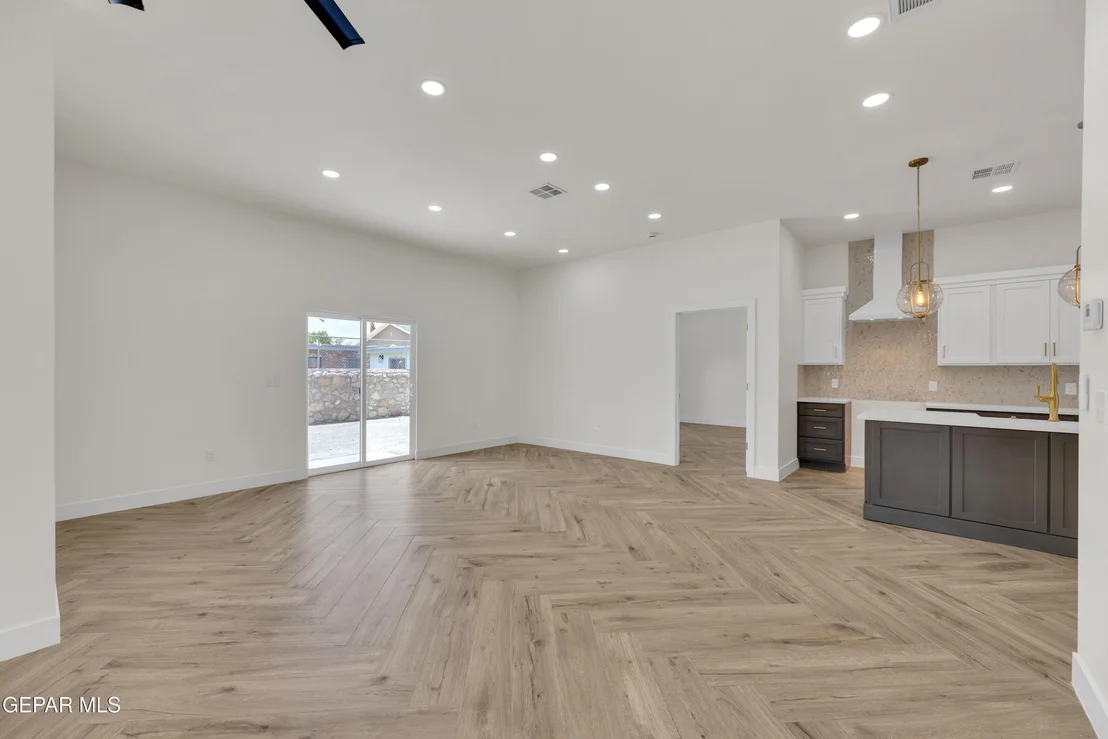 Photo of 429 Lesa Lane Lane