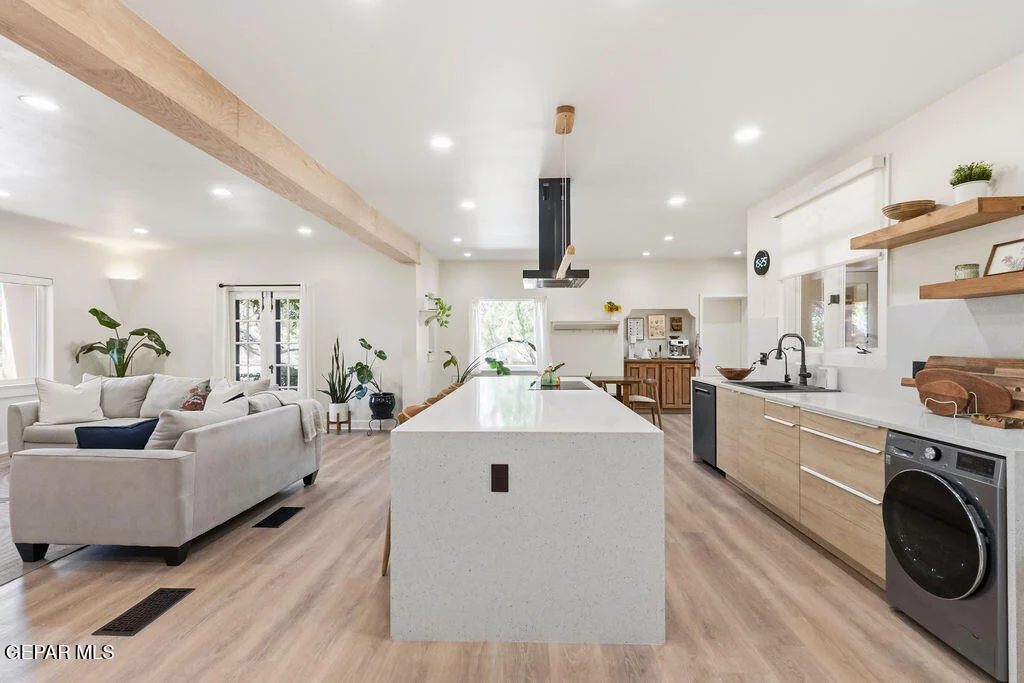 Photo of 300 ROSEMONT Drive
