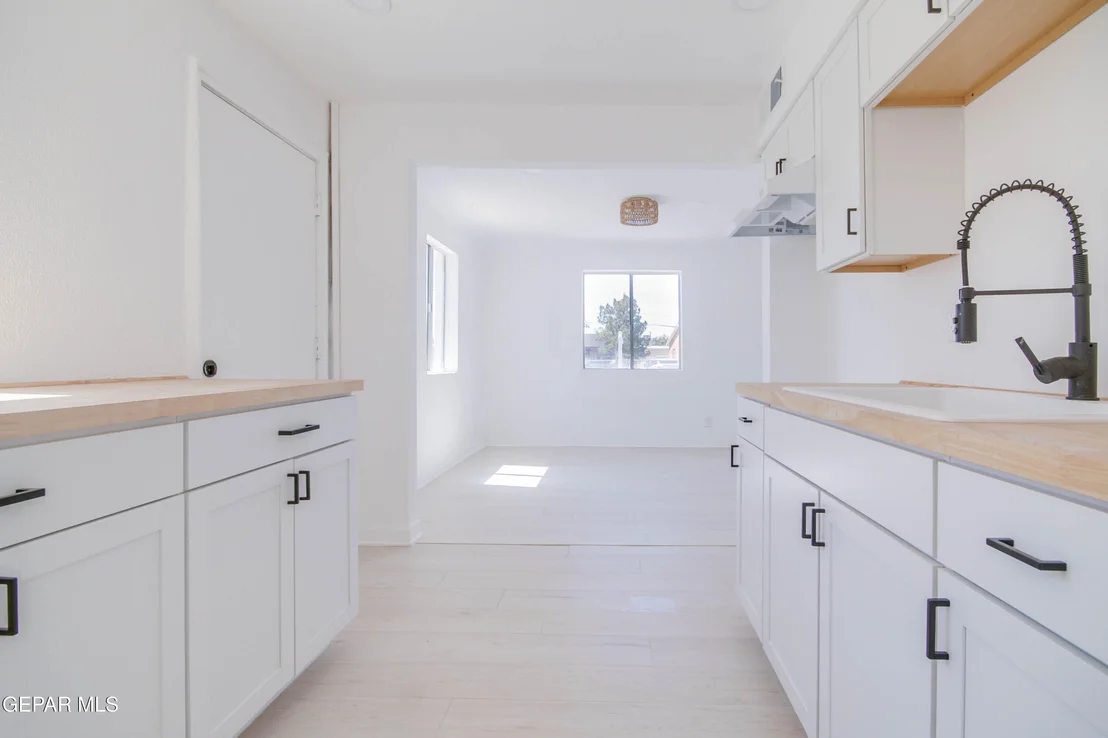 Photo of 8165 JOSEPHINE Circle
