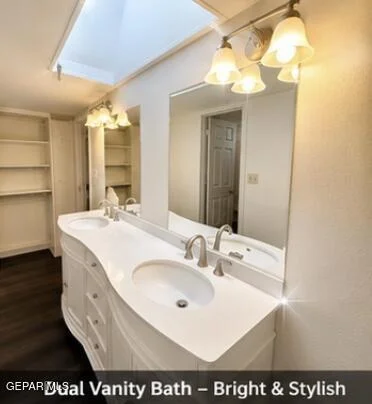 Photo of 707 W SUNSET Road