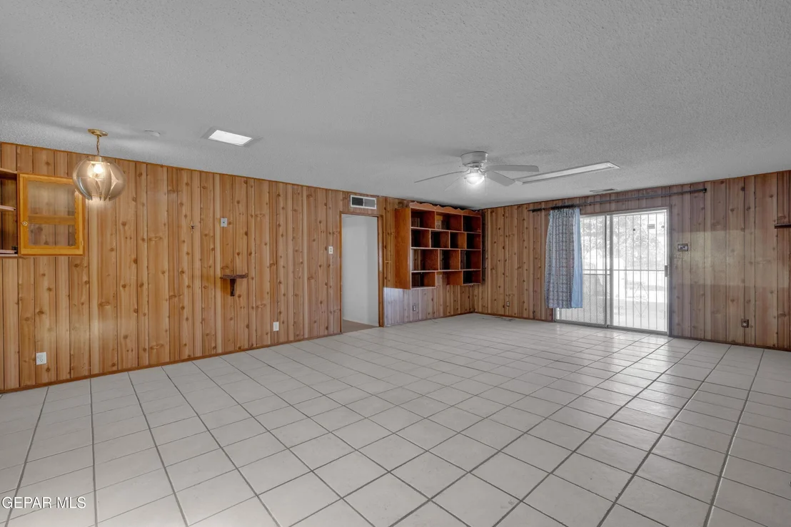 Photo of 3601 Truman Avenue
