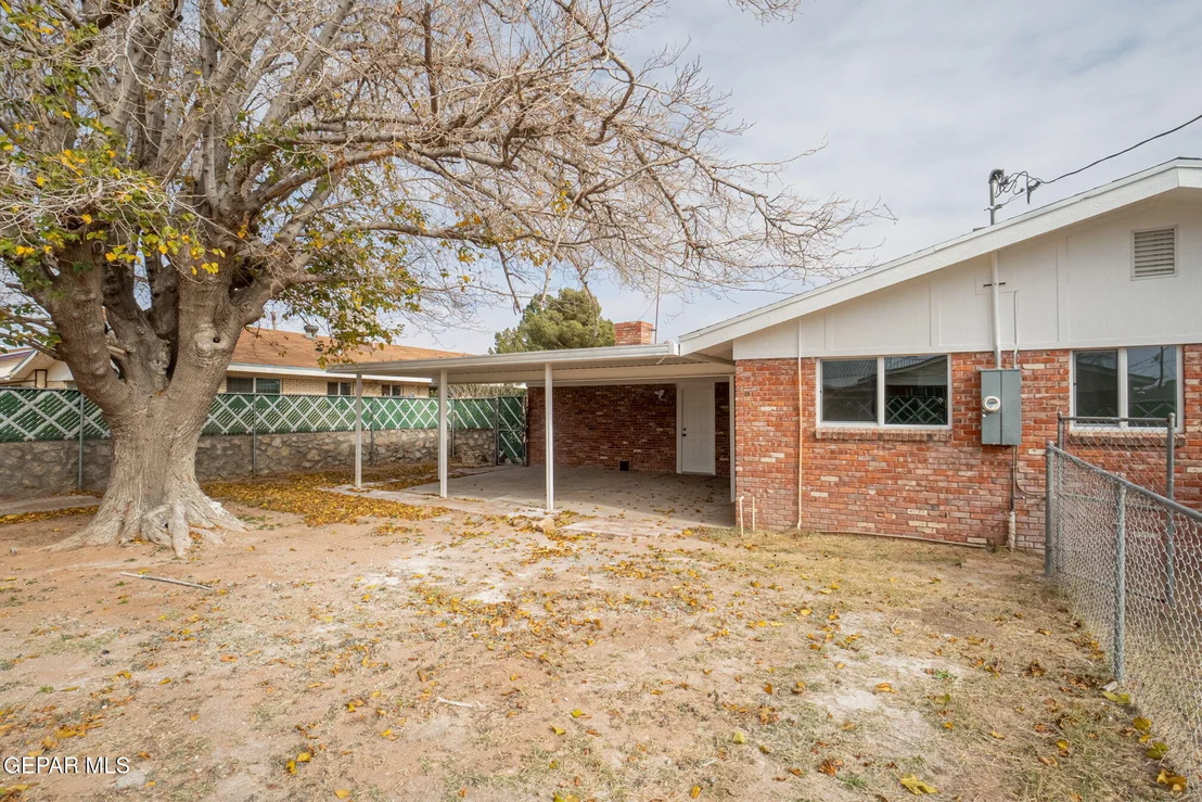 Photo of 3203 Shetland Road