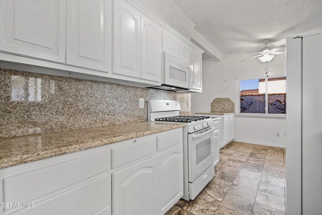 Photo of 2205 VILLA PLATA Drive