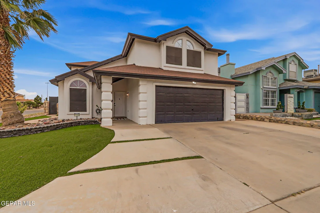 Photo of 12205 SAINT LUCIA Drive