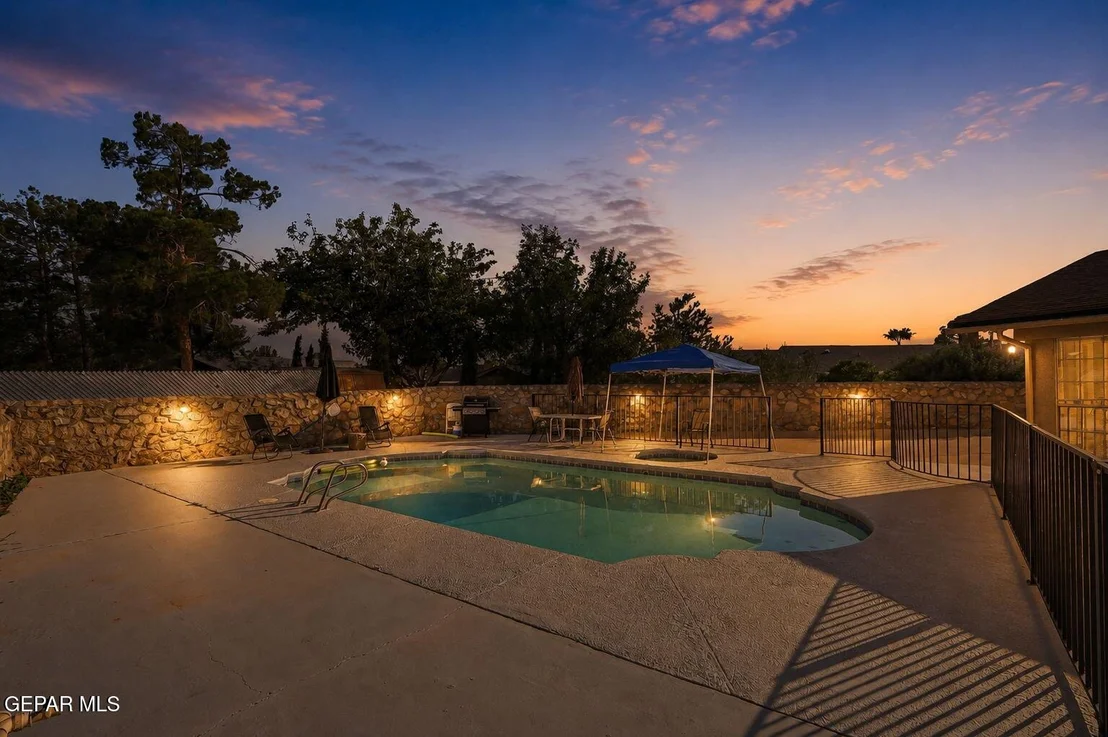 Photo of 1415 MONTE NEGRO Drive