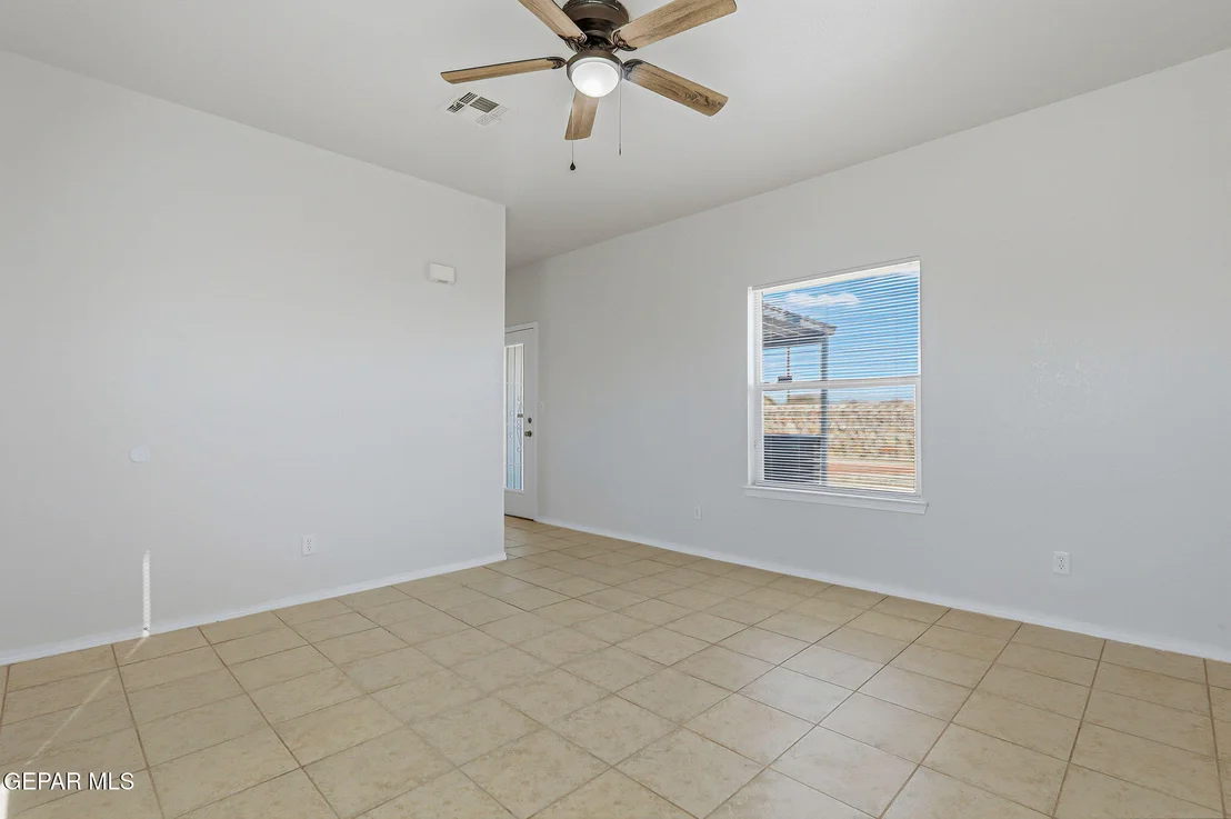 Photo of 10424 SILVERCLOUD Drive
